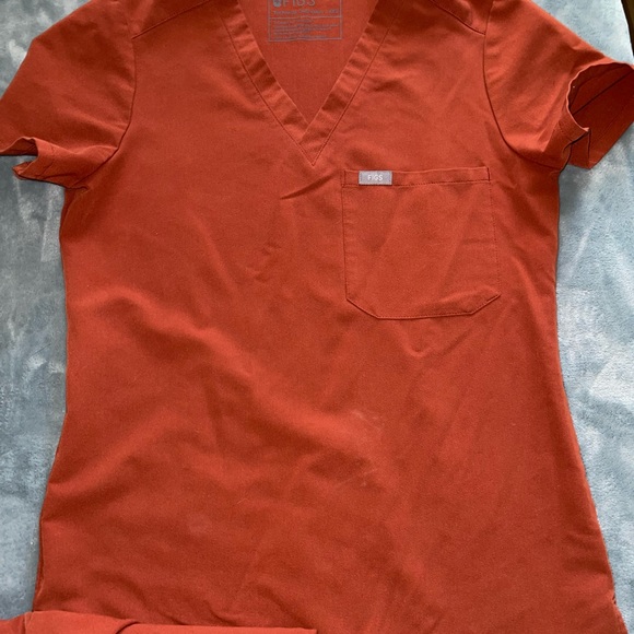 Figs scrubs uniform *both top & bottom included* - Picture 2 of 4